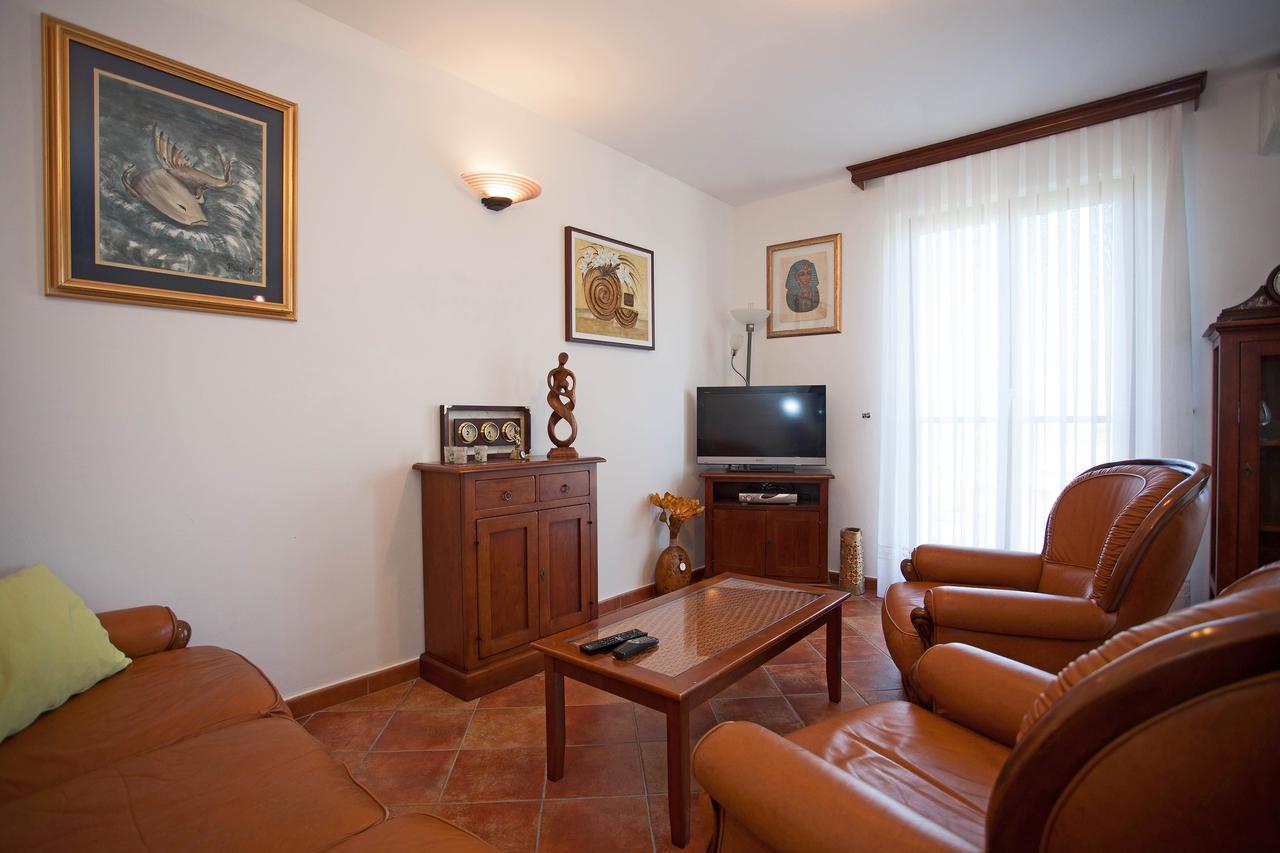 Apartment Pia Rovinj Exterior photo